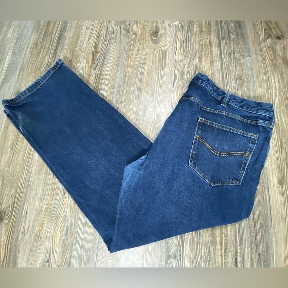 Carhartt Jeans Men 42x32 Denim Dark Wash Straight Leg 101019962 Workwear Utility